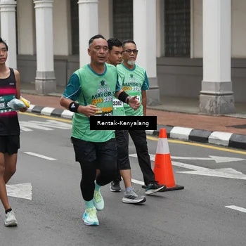 Runner Photo 8534564