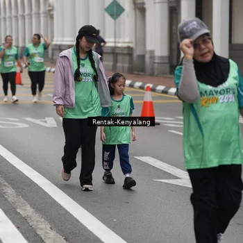 Runner Photo 8534728