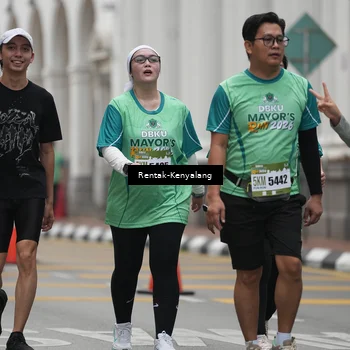Runner Photo 8535075