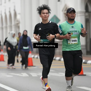 Runner Photo 8535141
