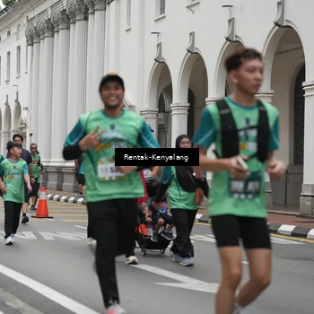 Runner Photo 8535256