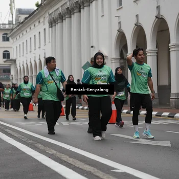 Runner Photo 8535381