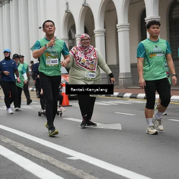 Runner Photo 8535600