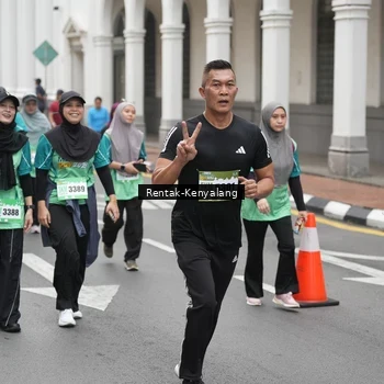 Runner Photo 8535728