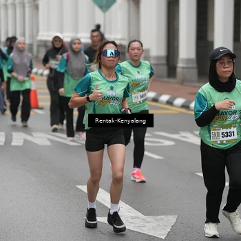 Runner Photo 8535755