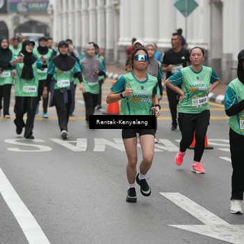 Runner Photo 8535786