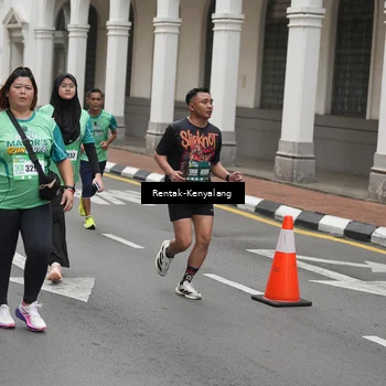 Runner Photo 8535877