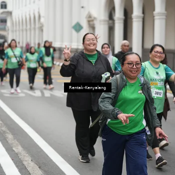 Runner Photo 8535894