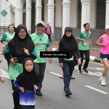 Runner Photo 8536004