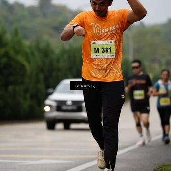 Runner Photo 8536007