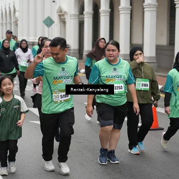 Runner Photo 8536058