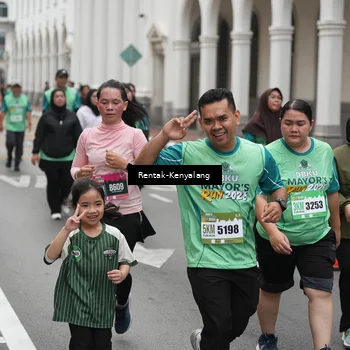 Runner Photo 8536071