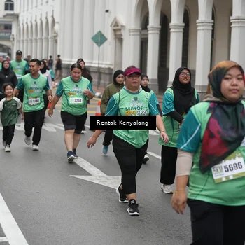 Runner Photo 8536102