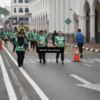 Runner Photo 8536181