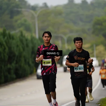 Runner Photo 8536201
