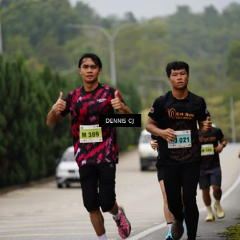 Runner Photo 8536215