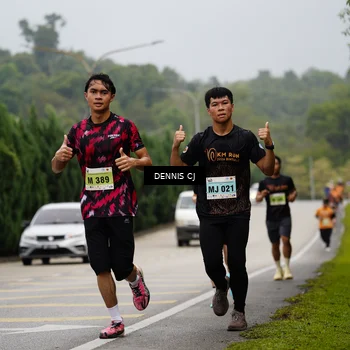 Runner Photo 8536258