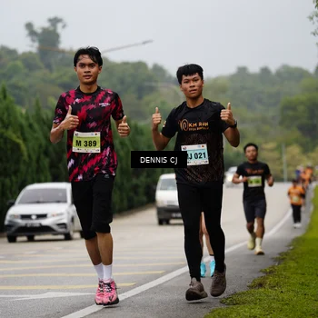 Runner Photo 8536259