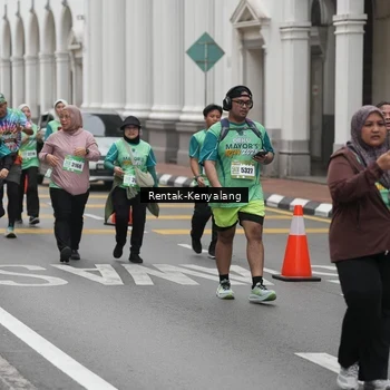Runner Photo 8536283