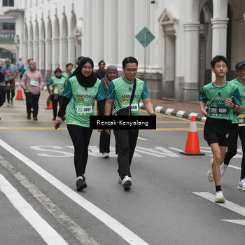 Runner Photo 8536289