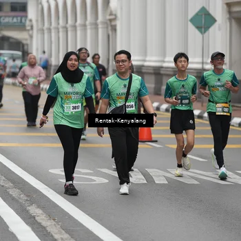 Runner Photo 8536291