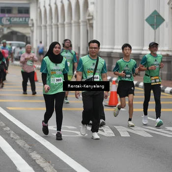 Runner Photo 8536293