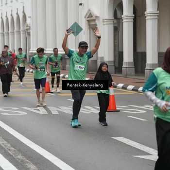 Runner Photo 8536298