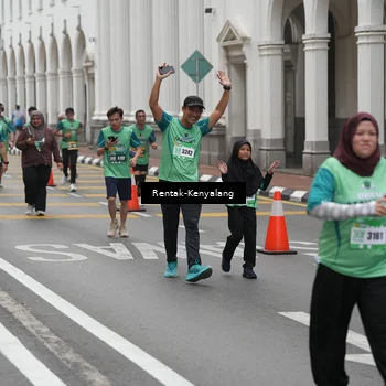 Runner Photo 8536303