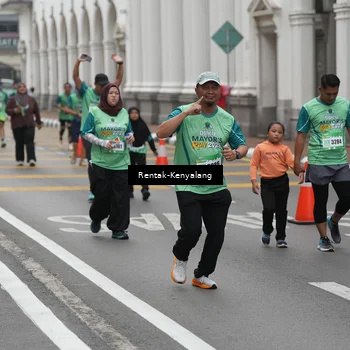 Runner Photo 8536317