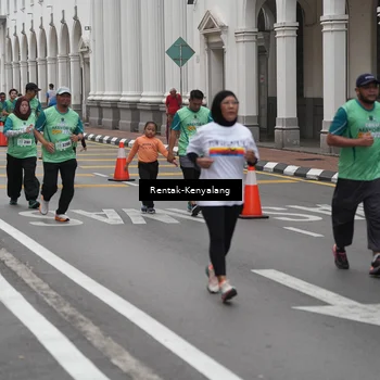 Runner Photo 8536322
