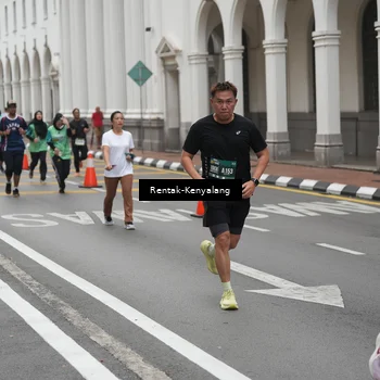 Runner Photo 8536339