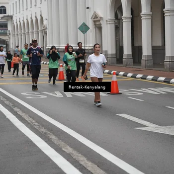 Runner Photo 8536343
