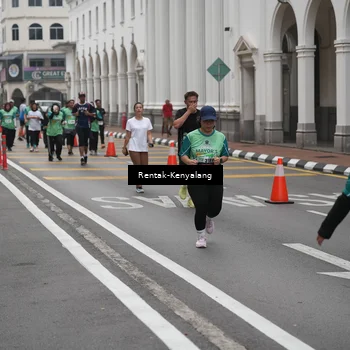 Runner Photo 8536347
