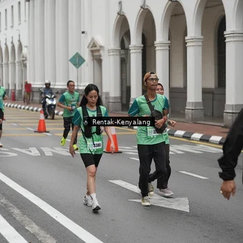Runner Photo 8536359