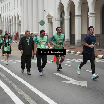 Runner Photo 8536370