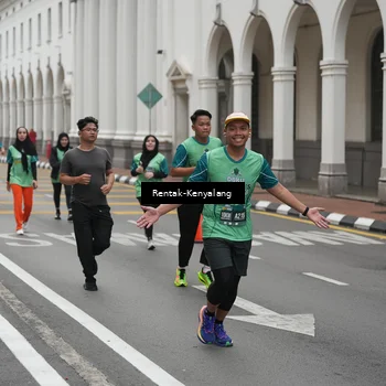 Runner Photo 8536393