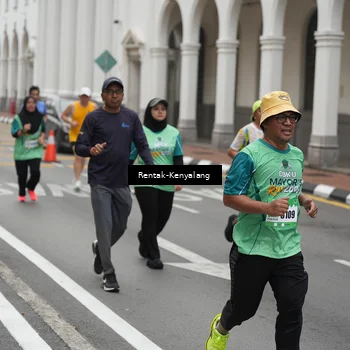 Runner Photo 8536412