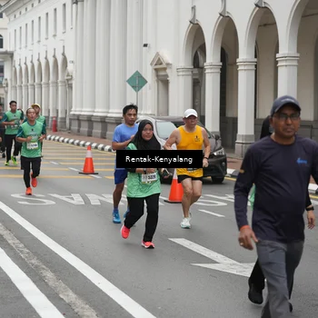 Runner Photo 8536427