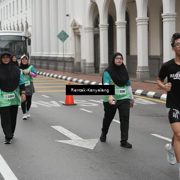 Runner Photo 8536491