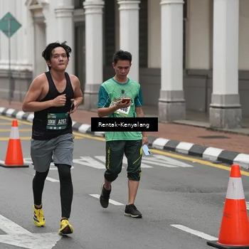 Runner Photo 8536532