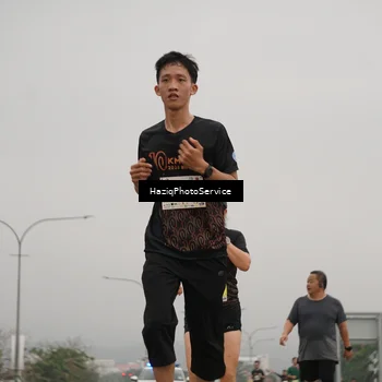 Runner Photo 8536535