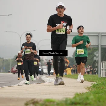 Runner Photo 8536583
