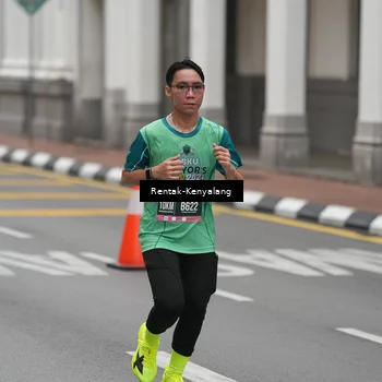 Runner Photo 8536628