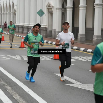 Runner Photo 8536658