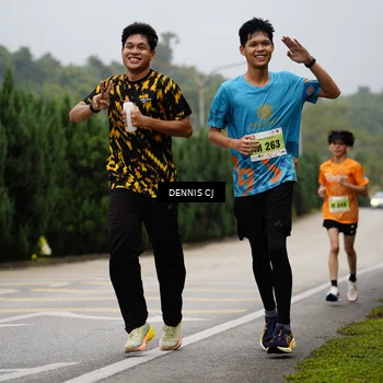 Runner Photo 8536810