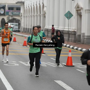 Runner Photo 8536811