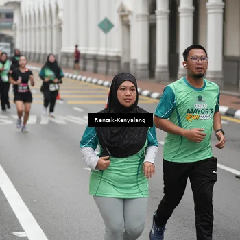 Runner Photo 8536834