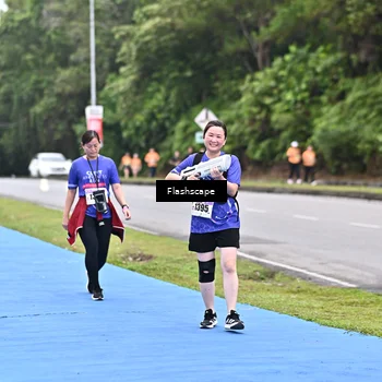 Runner Photo 8536846
