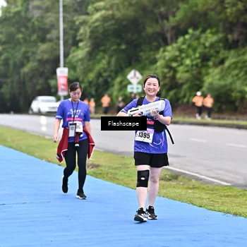 Runner Photo 8536895