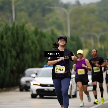 Runner Photo 8536925